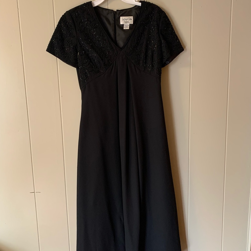 Jeffrey & Dara Evenings by Tom Barra sz 8 vintage black beaded empire waist midi
